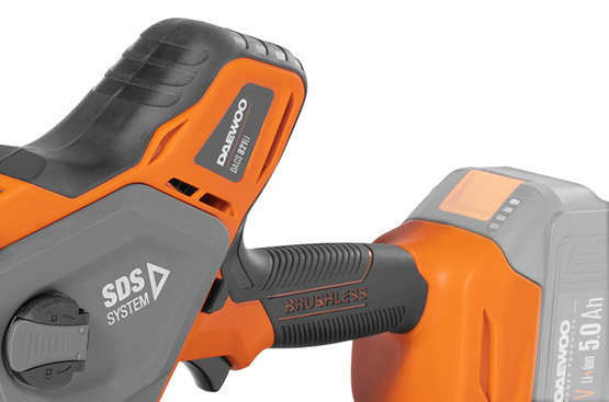 Battery Chainsaw DAEWOO DACS 821Li