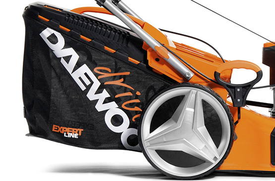 Bensiinimootoriga muruniiduk DAEWOO DLM 50SR4